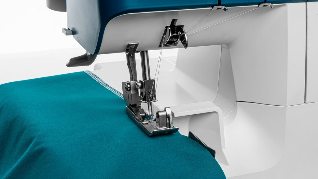 Pfaff Admire 1000 Overlocker + FREE OVERLOCKER THREAD KIT